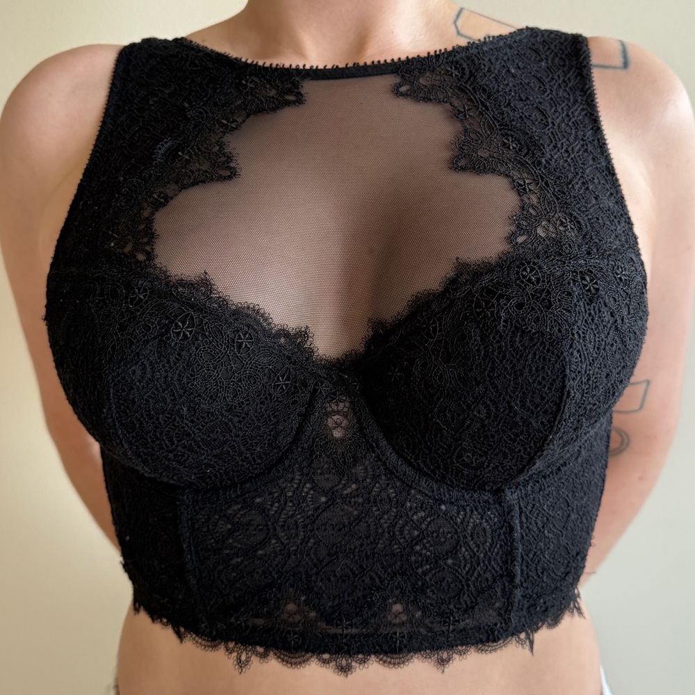 Elegant Victoria Secret Black Lace Bralette